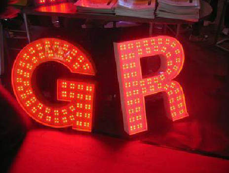 宁洱LED发光字常见的安装误区。